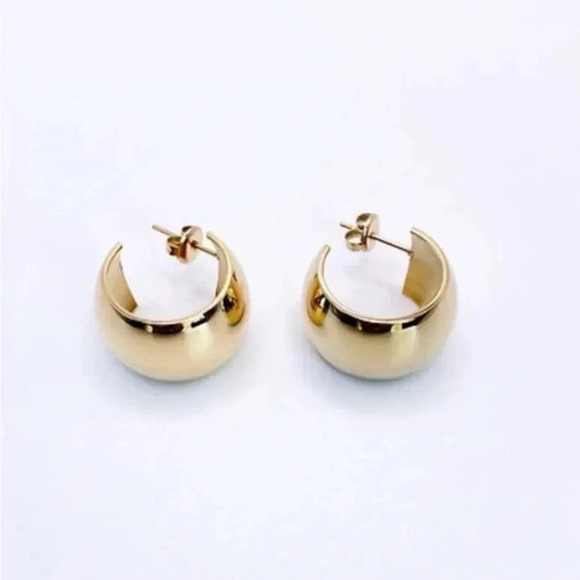 Chunky Flat Bold Wide Hoops | 18K Gold Plated - Picture 3 of 5